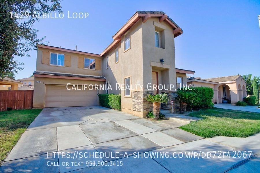 1429 Albillo Loop - Photo 2 of 22