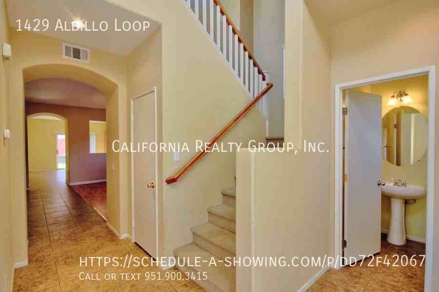 1429 Albillo Loop - Photo 4 of 22