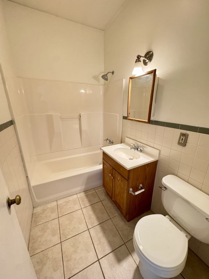 400 Acklen Park Dr #3 - Photo 2 of 18