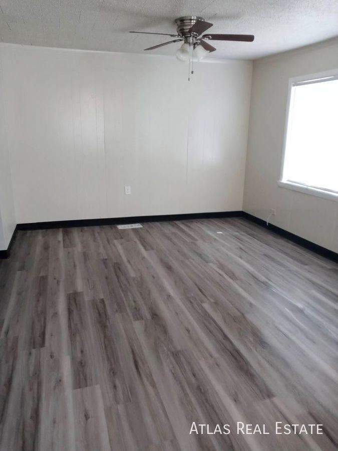 2602 E Dale St #1 - Photo 4 of 5