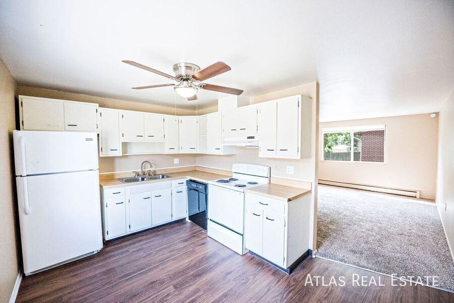3750 Owens St #A - Photo 3 of 22