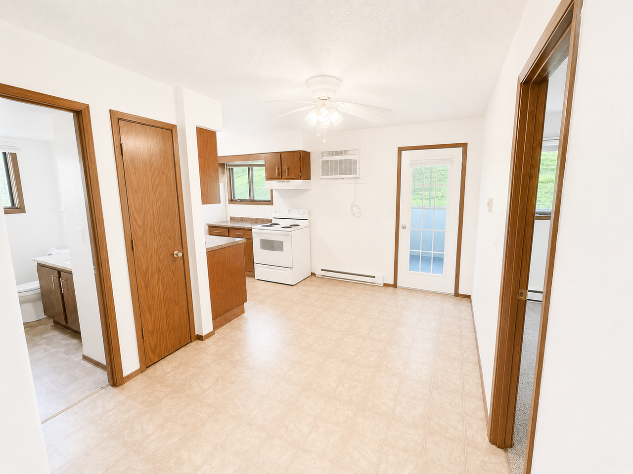 2985 Wildwood Dr #1 - Photo 5 of 11