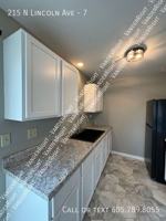 featured image of 215 N Lincoln St #7