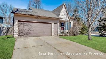 featured image of 4712 E Blazewood Dr