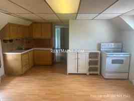 featured image of 589 Main St #2