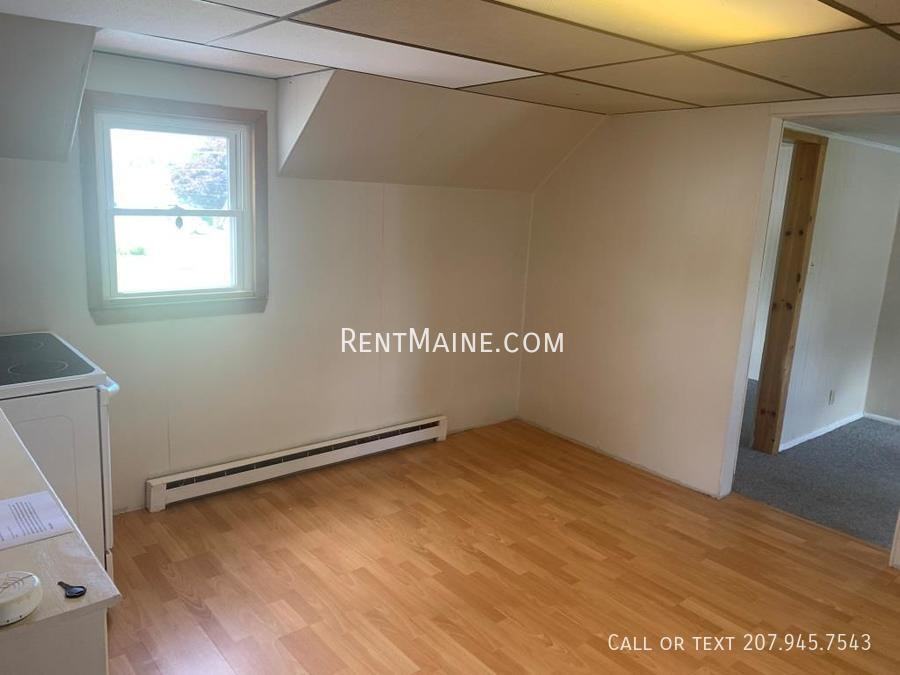 589 Main St #2 - Photo 4 of 16
