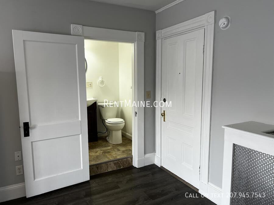 145 Union St #15 - Photo 6 of 11