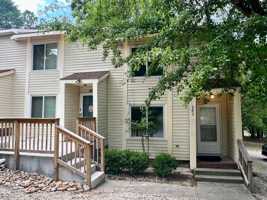 featured image of 605 Picadilly Sq