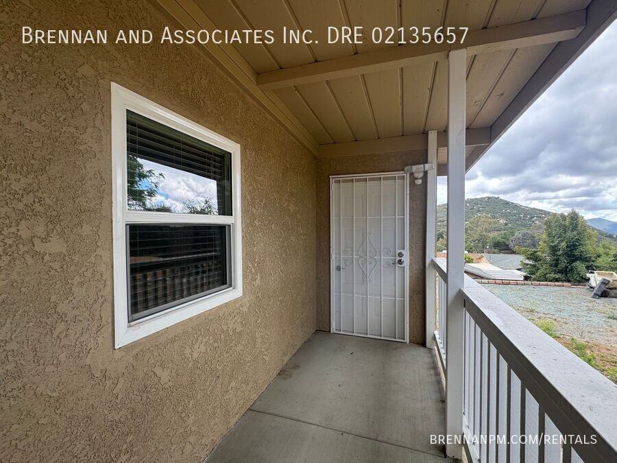 330 Lento Ln - Photo 2 of 34