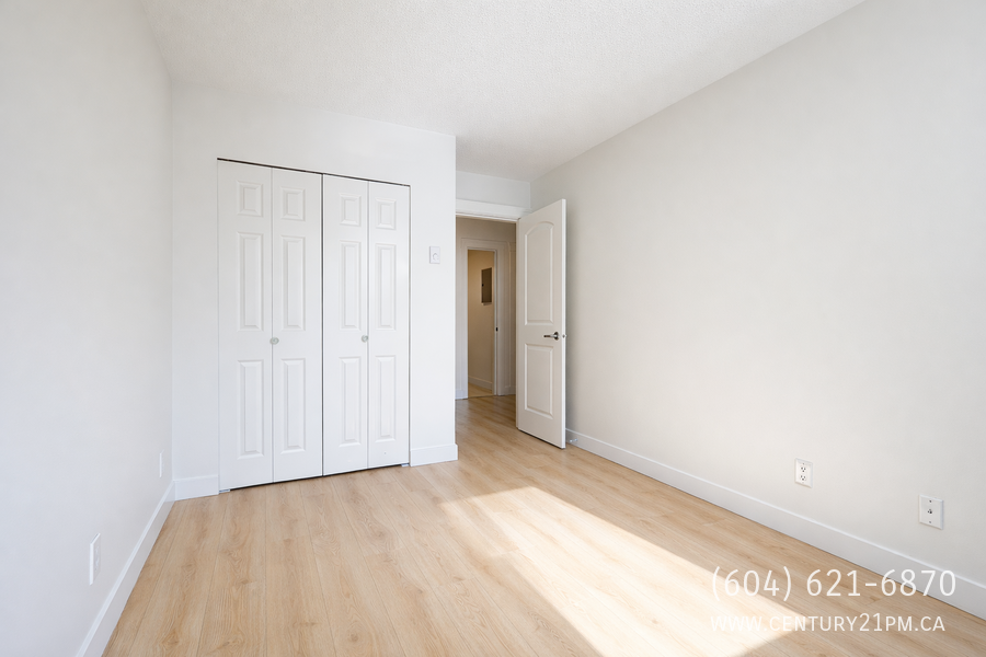 3035 Clearbrook Rd #103 - Photo 7 of 19
