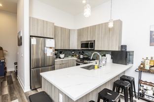2317 N Clark St #209 - Photo 1 of 1