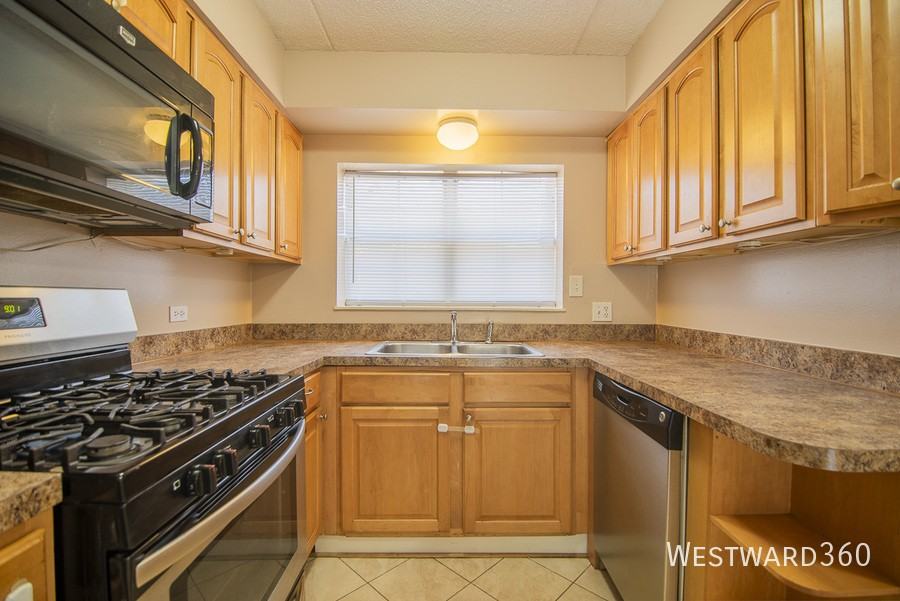 6551 W School St #103B - Photo 7 of 17