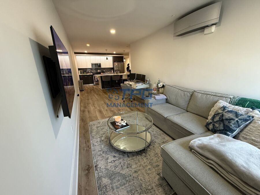 62 69th St #203 - Photo 4 of 16