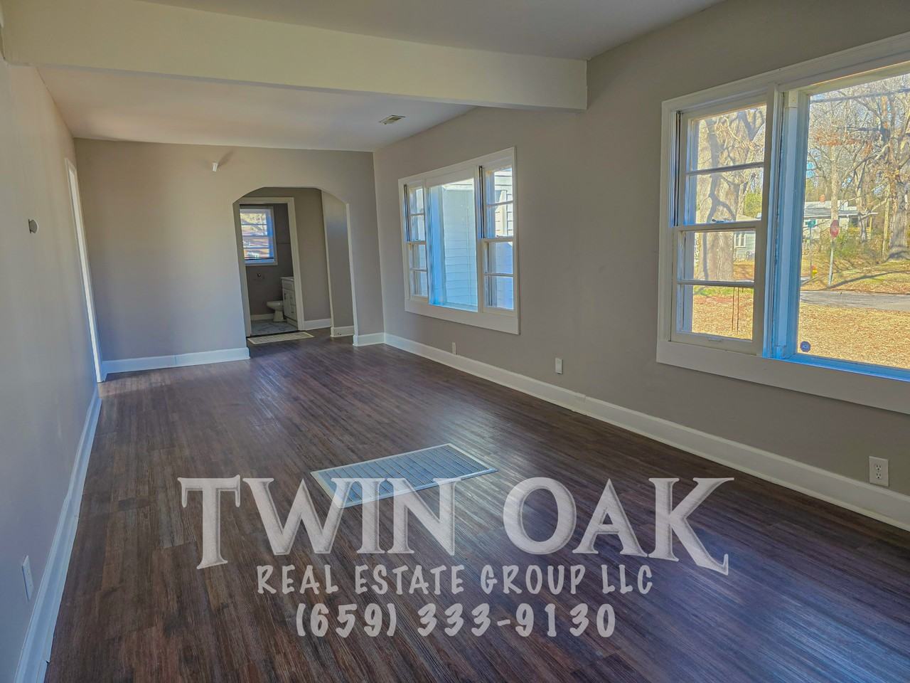 1109 12th Ave - Photo 6 of 20