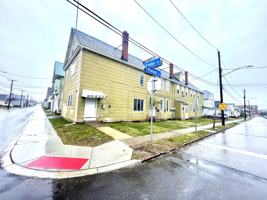 featured image of 150 Center St
