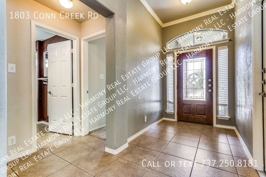 1803 Conn Creek Rd - Photo 4 of 25