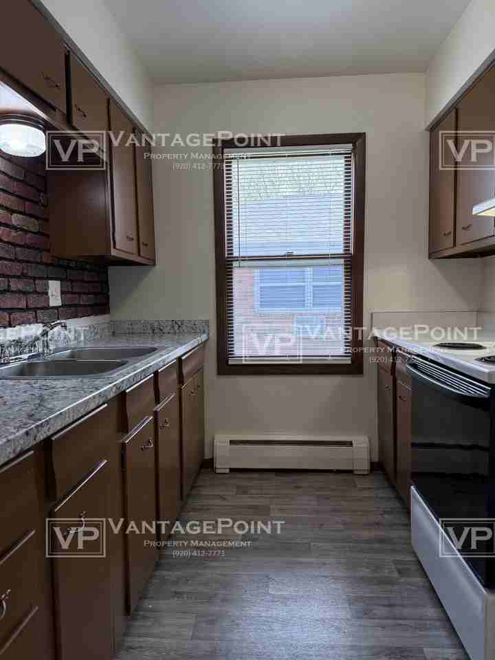 1269 Shawano Avenue - Photo 4 of 13