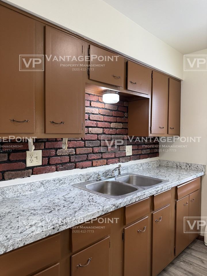 1269 Shawano Avenue - Photo 5 of 13