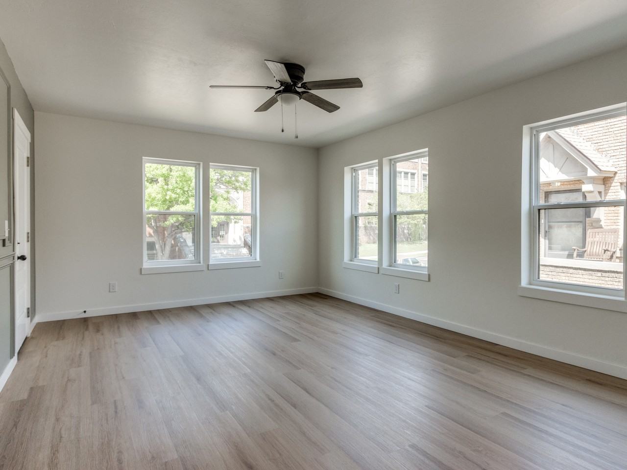 814 W Hill St. Unit 1 - Photo 2 of 14
