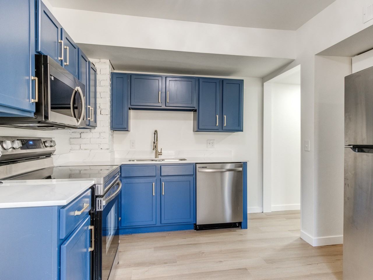 814 W Hill St. Unit 1 - Photo 7 of 14