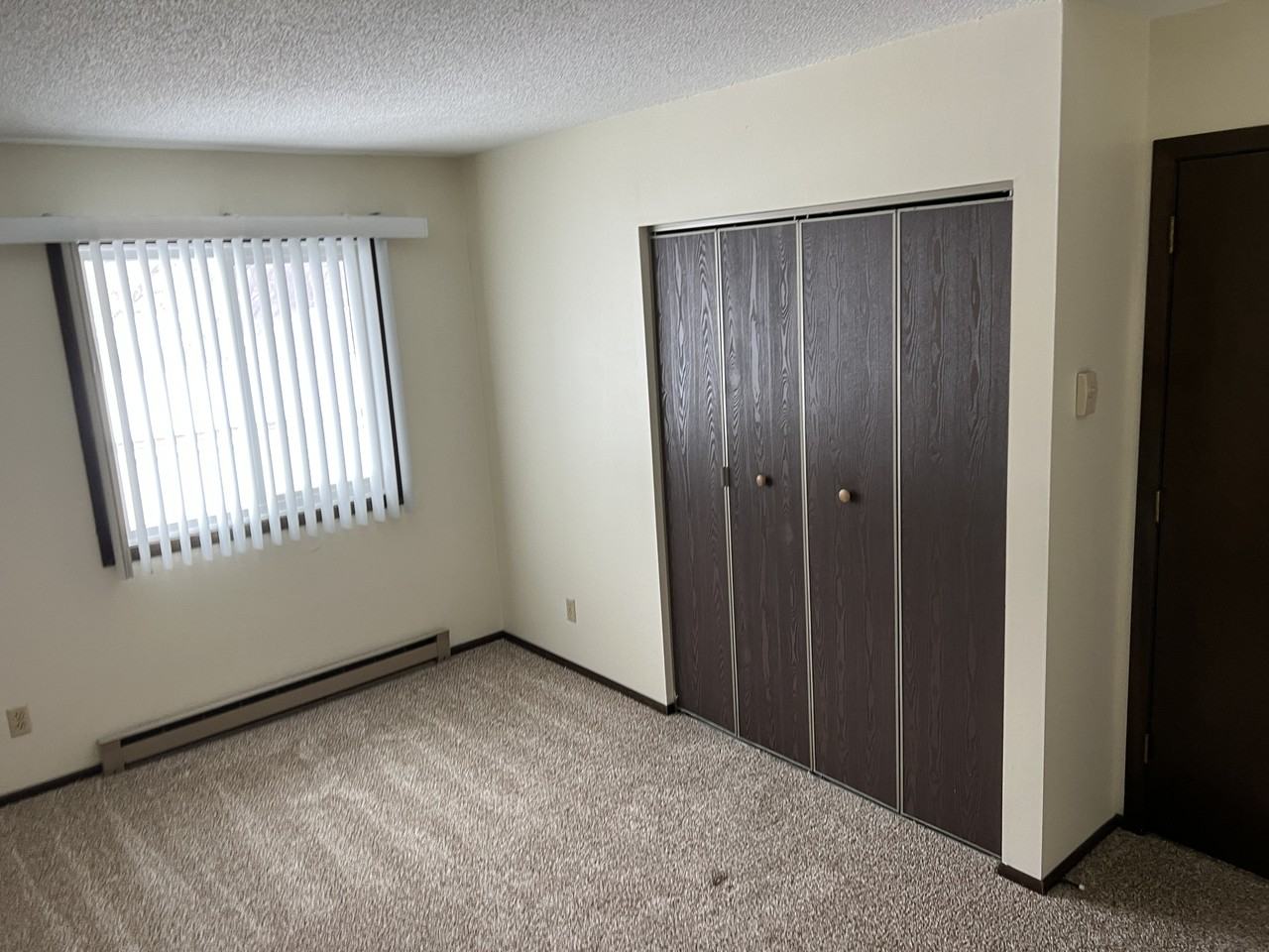 365 Baldwin Ave NW - Photo 5 of 26