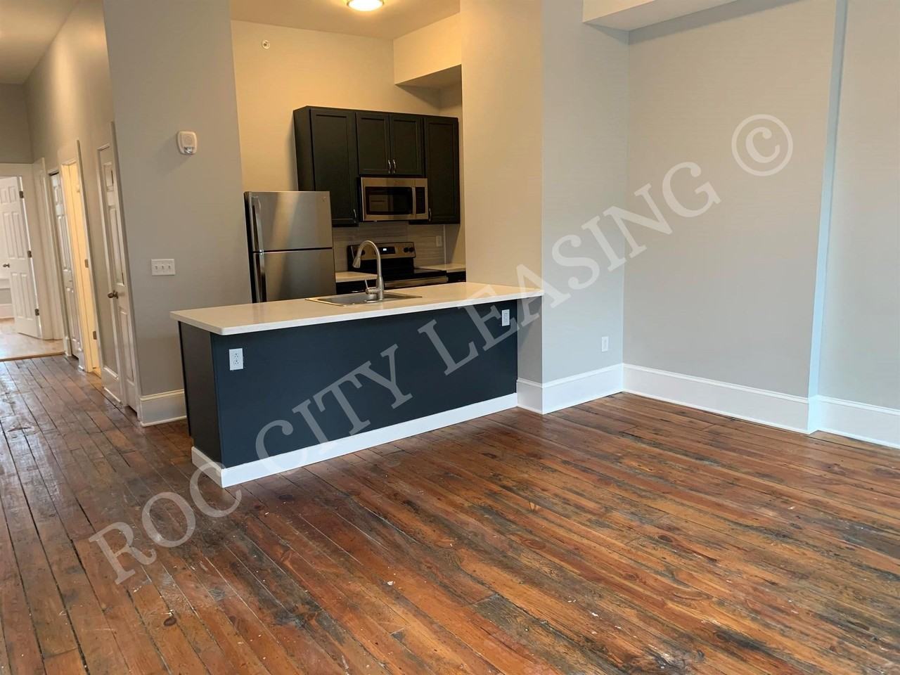 155 State St #06SERIES - Photo 2 of 11