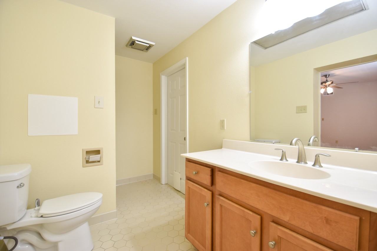 3911 Bauvais Street - Photo 6 of 10