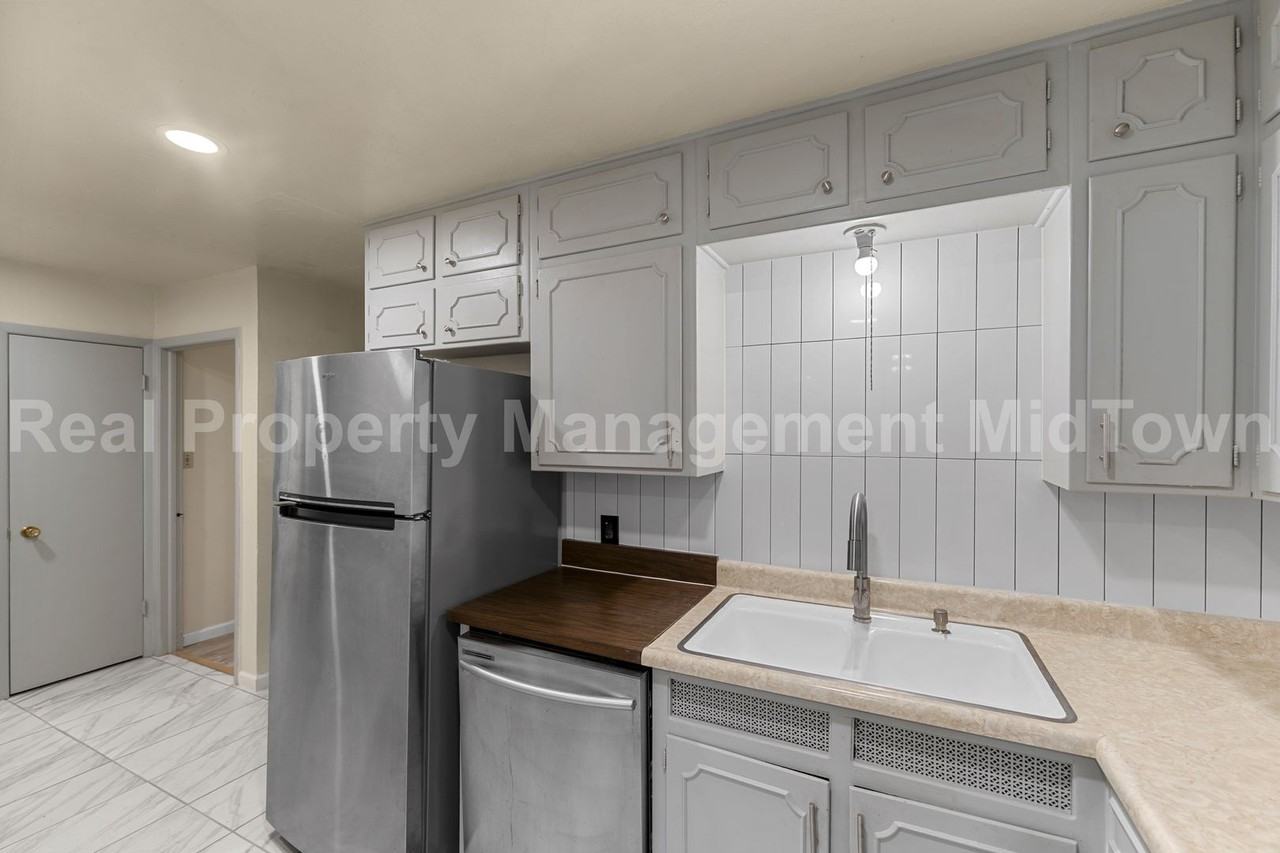5308 Norma St - Photo 4 of 19