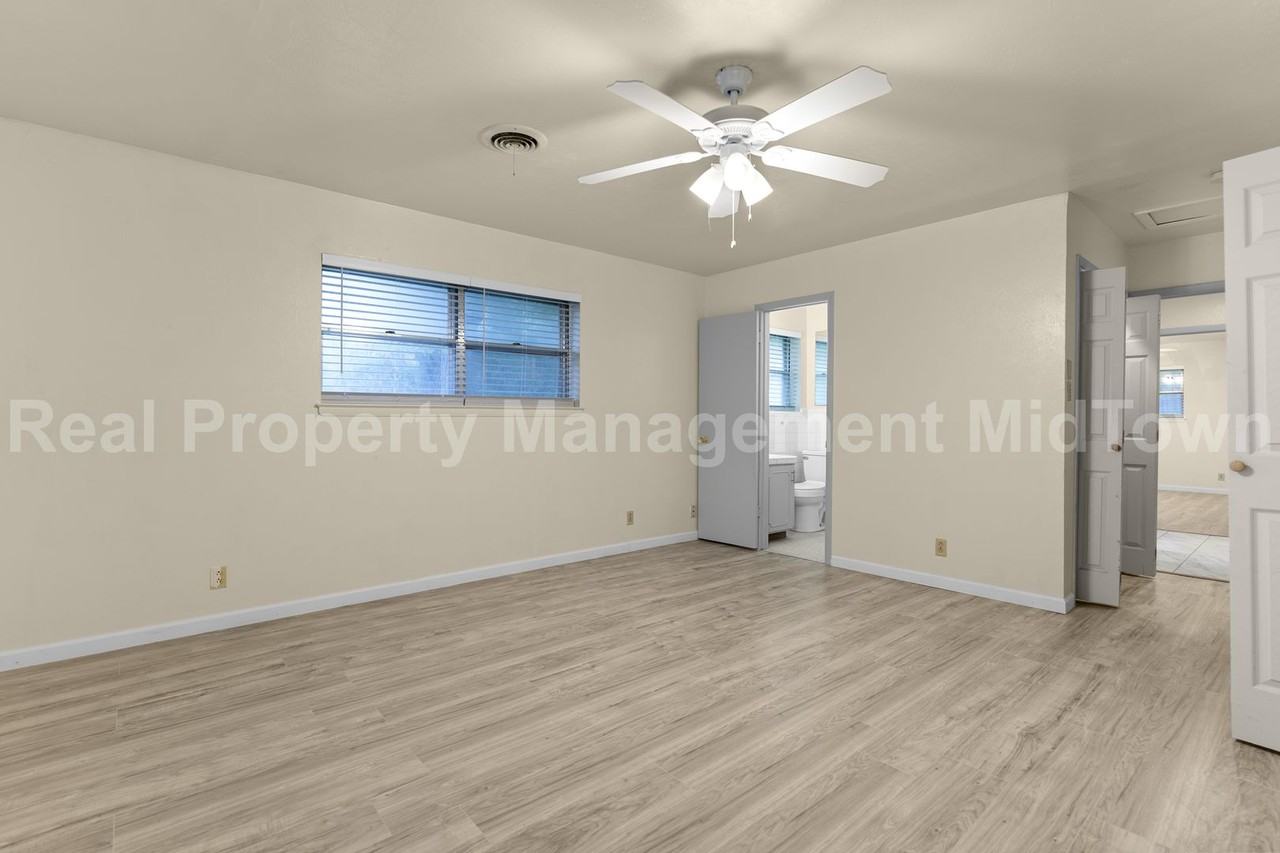 5308 Norma St - Photo 5 of 22