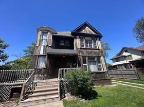 1124 N Walnut St Apt 2 #N - Photo 1 of 1