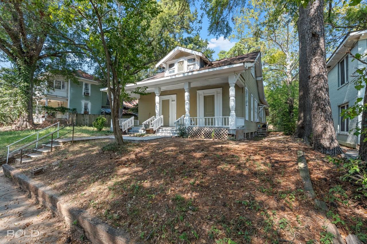 546 Dalzell St - Photo 7 of 28