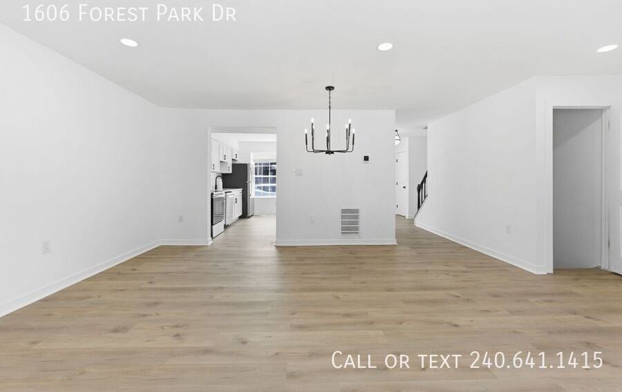 1606 Forest Park Dr - Photo 4 of 24