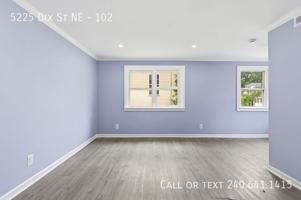 featured image of 5225 Dix St Ne #102
