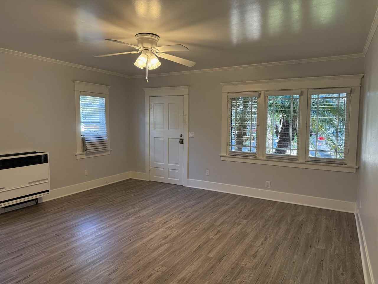 206 W Whiting Ave #206 - Photo 2 of 35