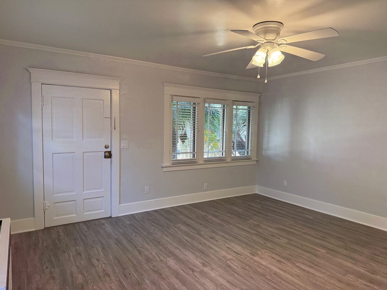 206 W Whiting Ave #206 - Photo 6 of 35