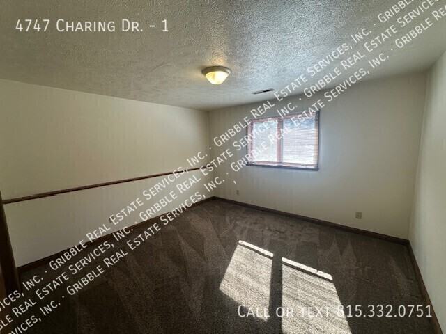 4747 Charing Dr #1 - Photo 7 of 11