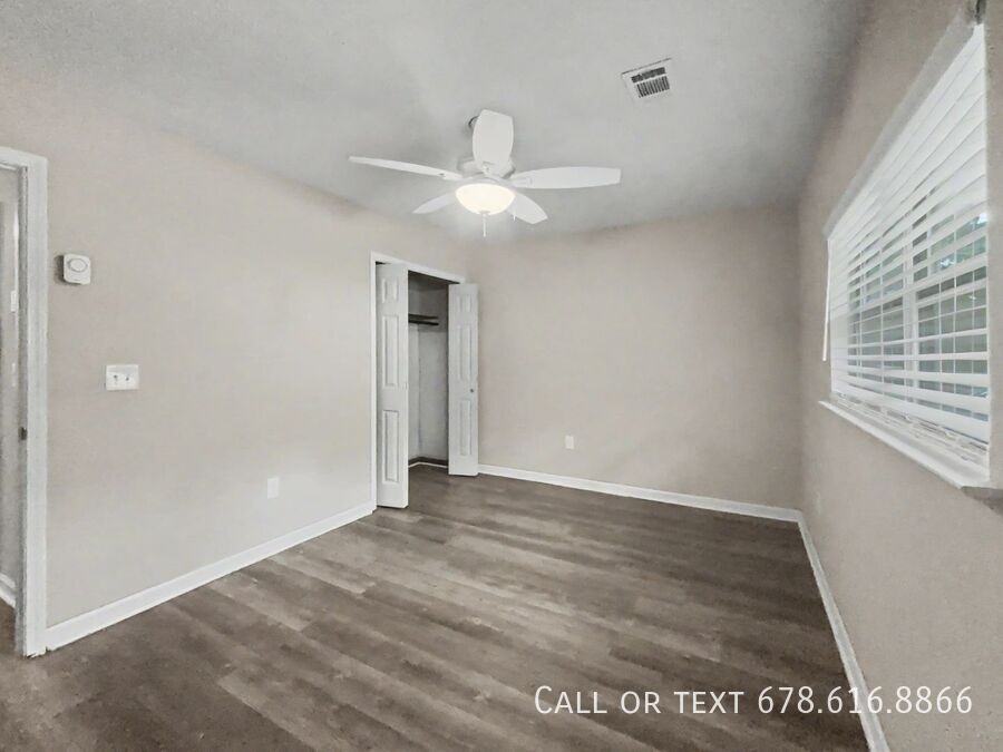 5136 W Herring St #A - Photo 7 of 12