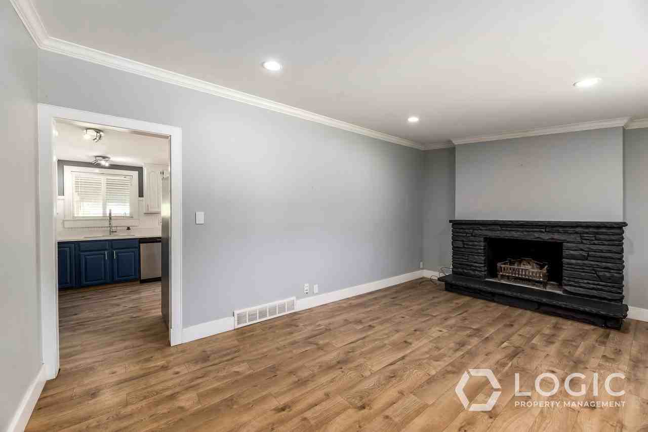 756 E 8270 S - Photo 5 of 21