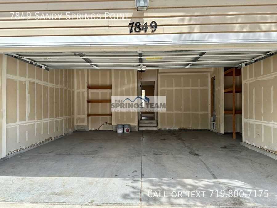 7849 Sandy Springs Pt - Photo 3 of 22