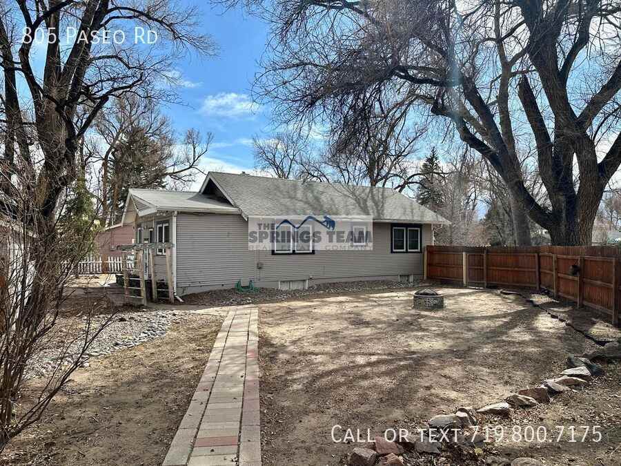 805 Paseo Rd - Photo 3 of 26