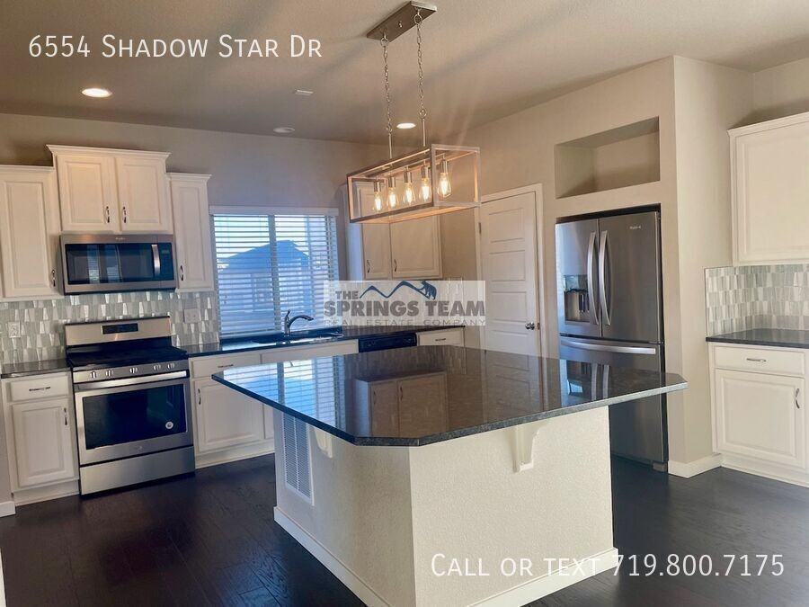 6554 Shadow Star Dr - Photo 6 of 30