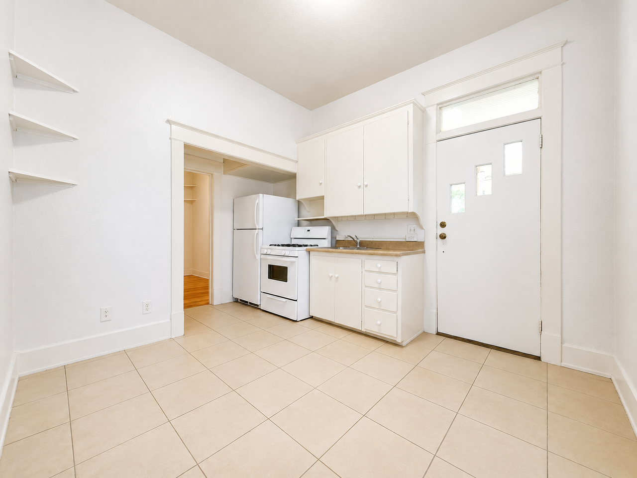 2304 N Grand Ave #C - Photo 5 of 20