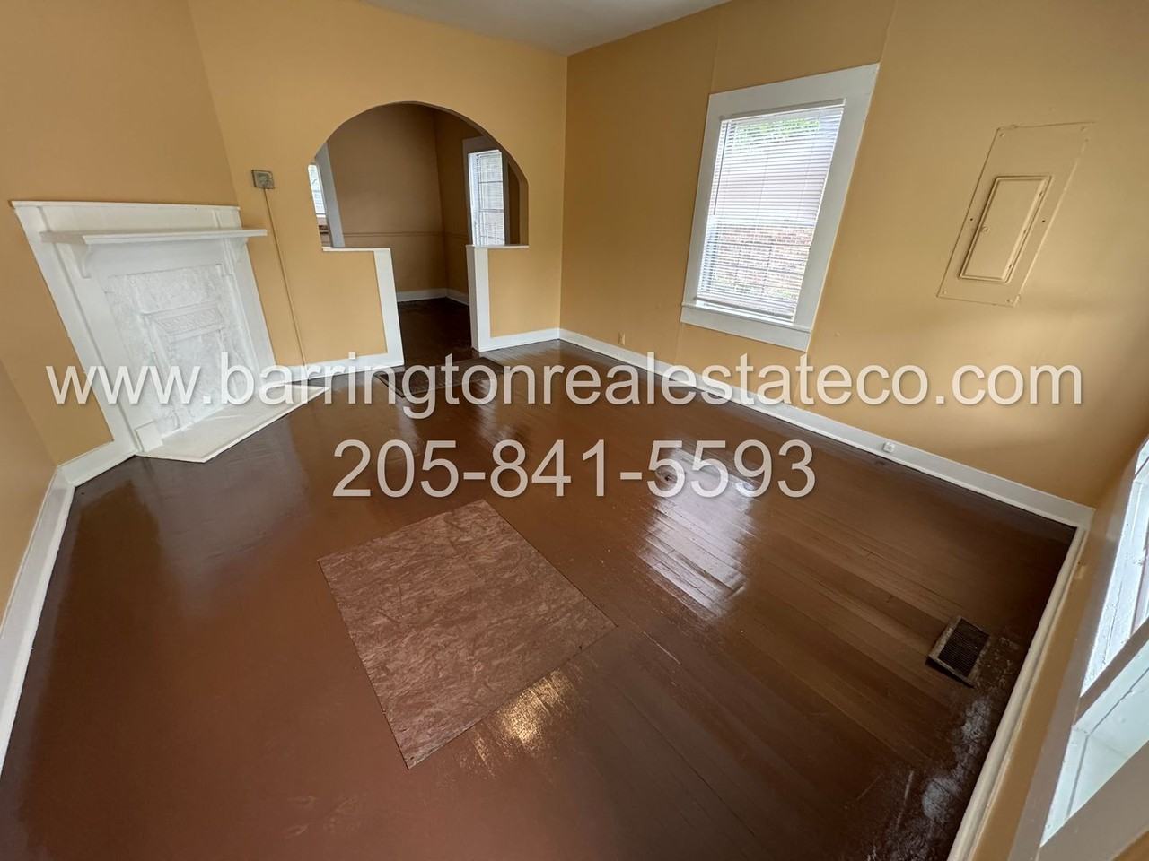 806 4th Ave N - Photo 2 of 5