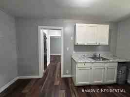 featured image of 642 Cleveland St