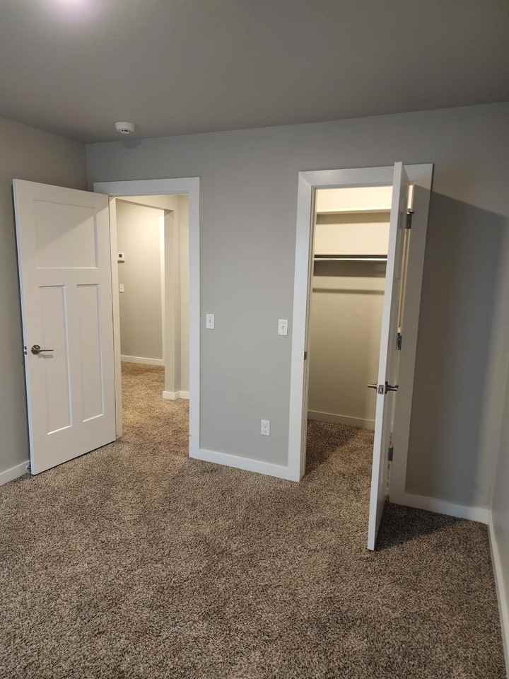 605 Northwest 176th Street - Photo 6 of 10