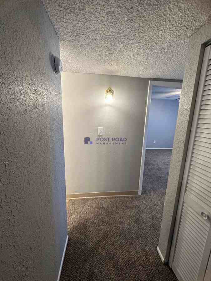 615 W 27th St S #103 - Photo 7 of 48