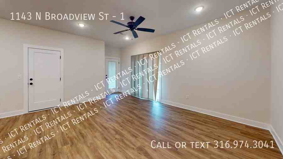 1143 N Broadview St #1 - Photo 3 of 38