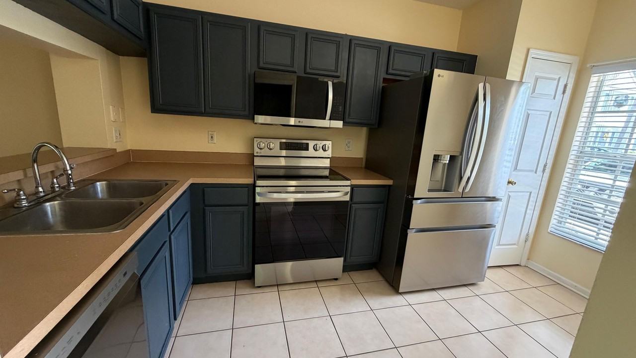 2912 woodlands park ct - Photo 7 of 29