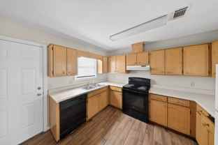 1469 Green St #E2 - Photo 1 of 1