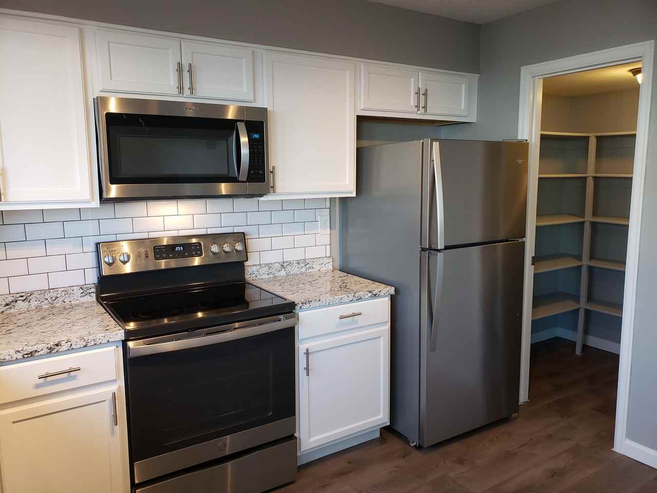 4108 S Mobile Cir #B - Photo 6 of 32